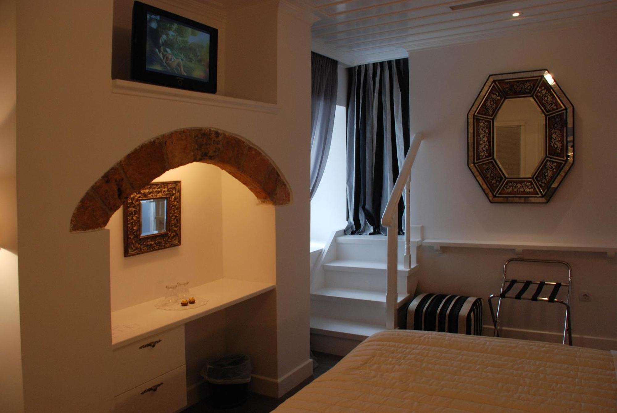 Il Palazzo Rooms & Suites Нафплион Стая снимка